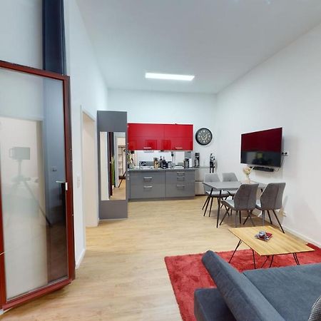 Sweethome - Luxus Pur - Grosse Kueche, Wifi Magdeburg Eksteriør bilde