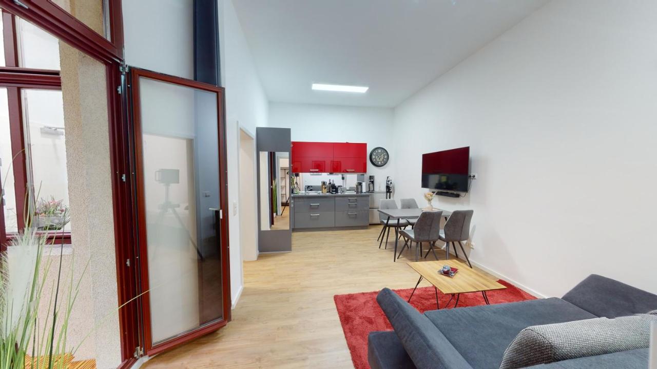 Sweethome - Luxus Pur - Grosse Kueche, Wifi Magdeburg Eksteriør bilde