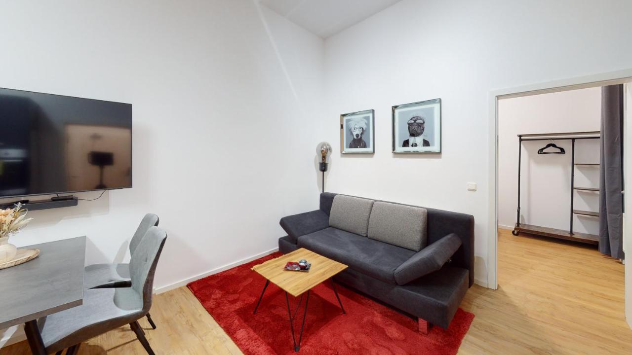 Sweethome - Luxus Pur - Grosse Kueche, Wifi Magdeburg Eksteriør bilde