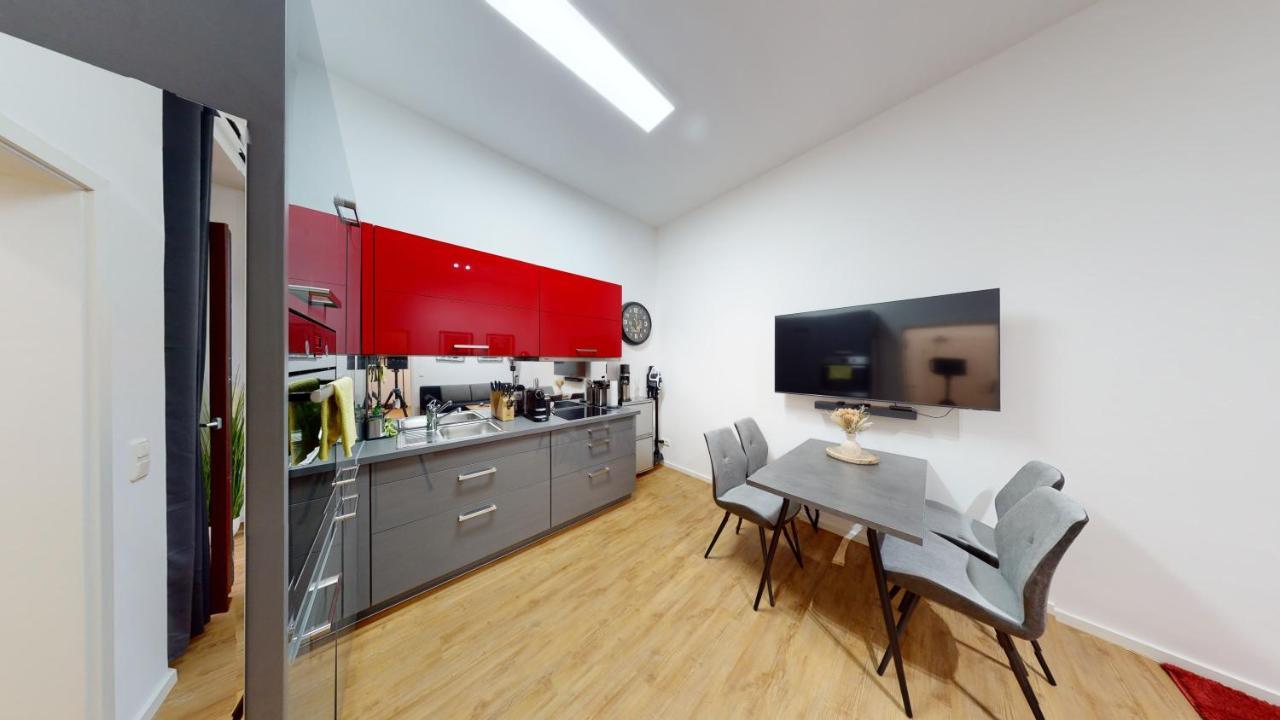 Sweethome - Luxus Pur - Grosse Kueche, Wifi Magdeburg Eksteriør bilde